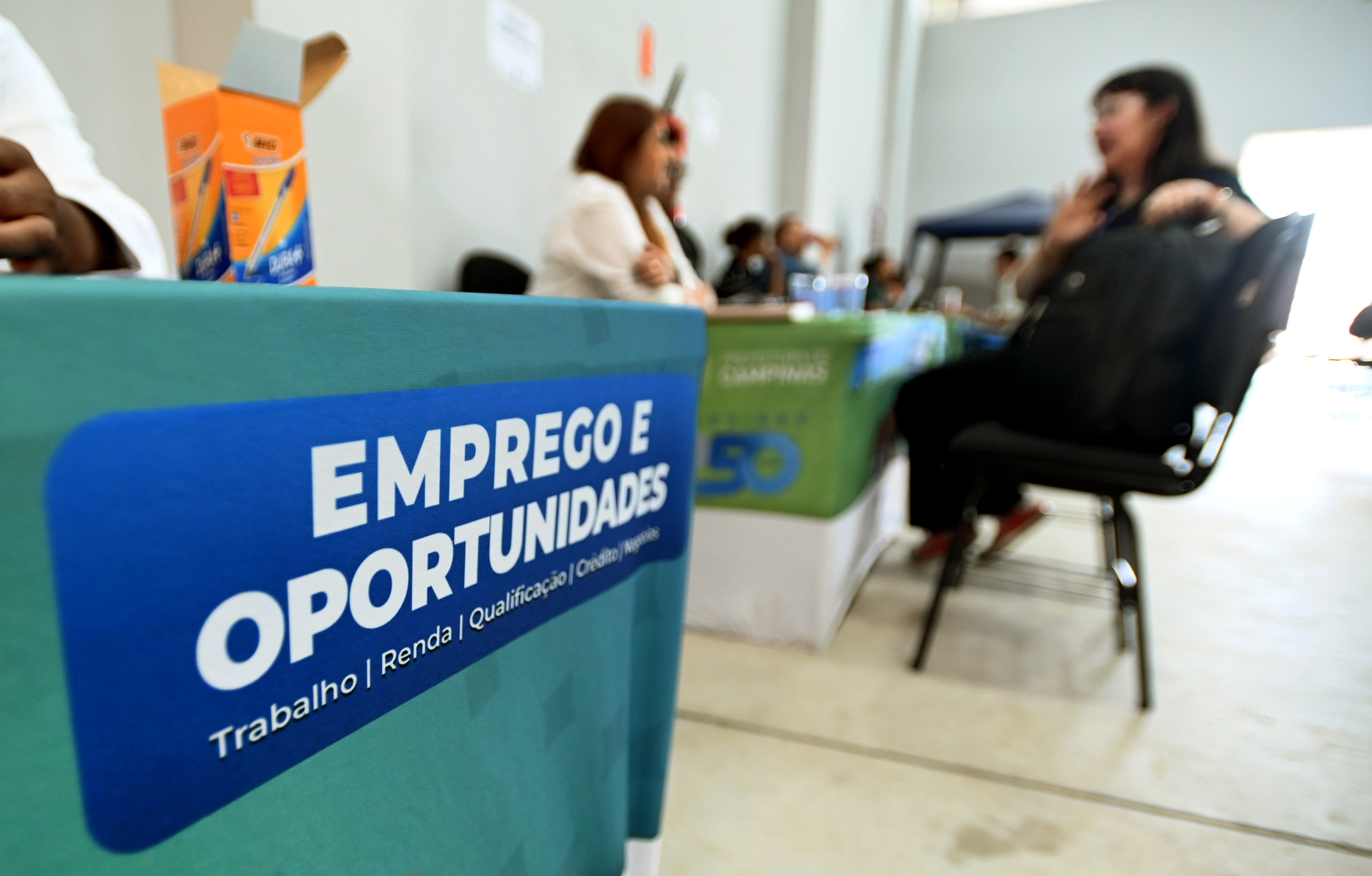 Região de Campinas reúne cerca de 1,9 mil vagas de emprego e opções de candidatura online